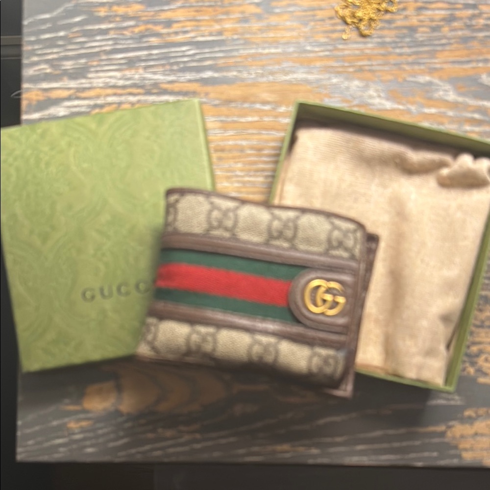 AUTHENTIC Gucci Ophidia Wallet